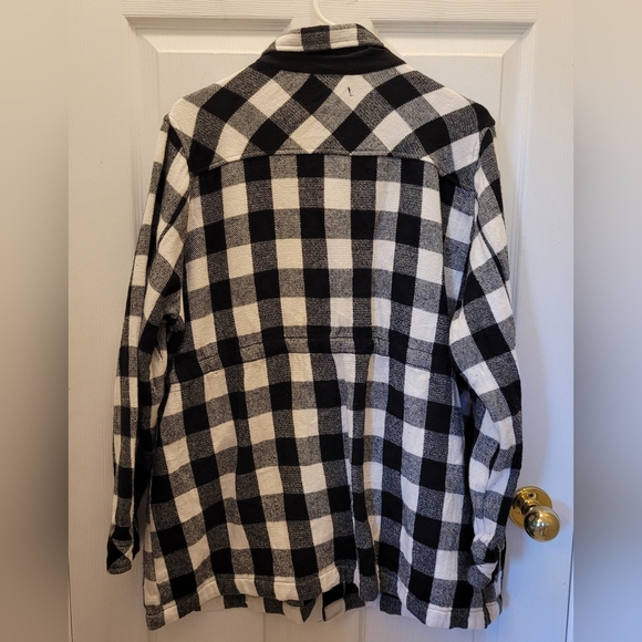 TORRID BRUSHED COTTON SHACKET BLACK & WHITE BUFFALO PLAID PLUS SIZE 2X 2022 - Picture 4 of 16